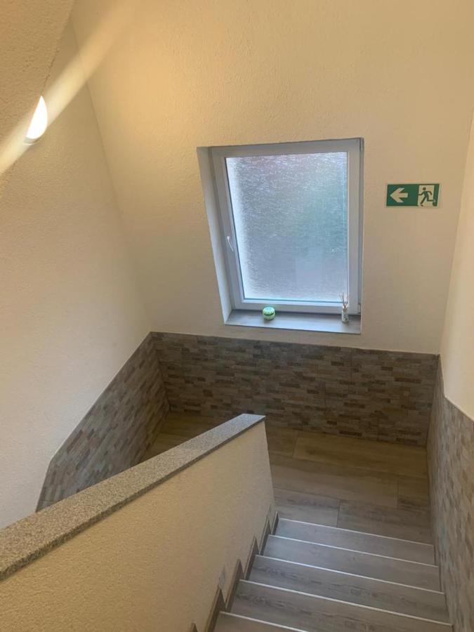 Godorfer Burg Monteuer Zimmer Весселинг Экстерьер фото